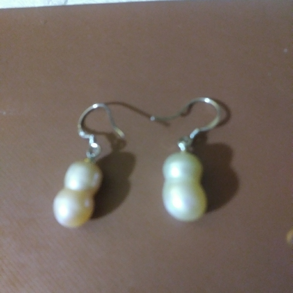 Genuine Baroque Pearl Earrings🌷
